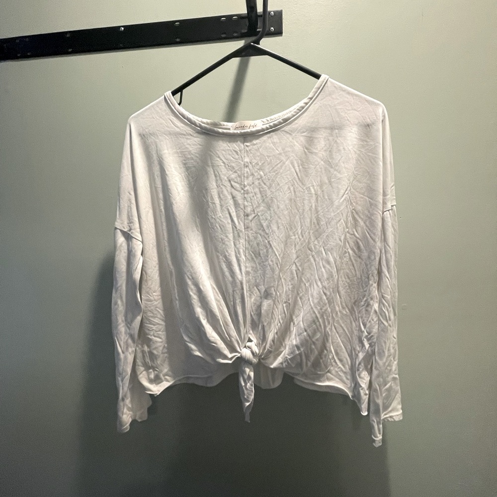 Size L Lavender Field Light Weight Longsleeve Crop with Front Tie